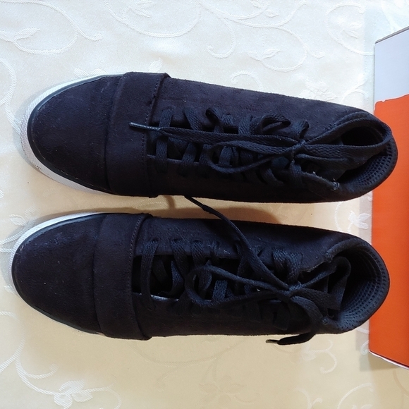 Nike 6.0 Balsa Mid Lite Size 6.5 Black Sneakers - Picture 3 of 8